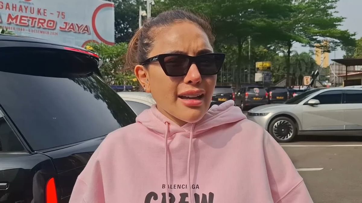 “Kontroversi Dugaan Pemerasan: Reza Gladys Vs. Nikita Mirzani, Bisnis atau Ancaman?”